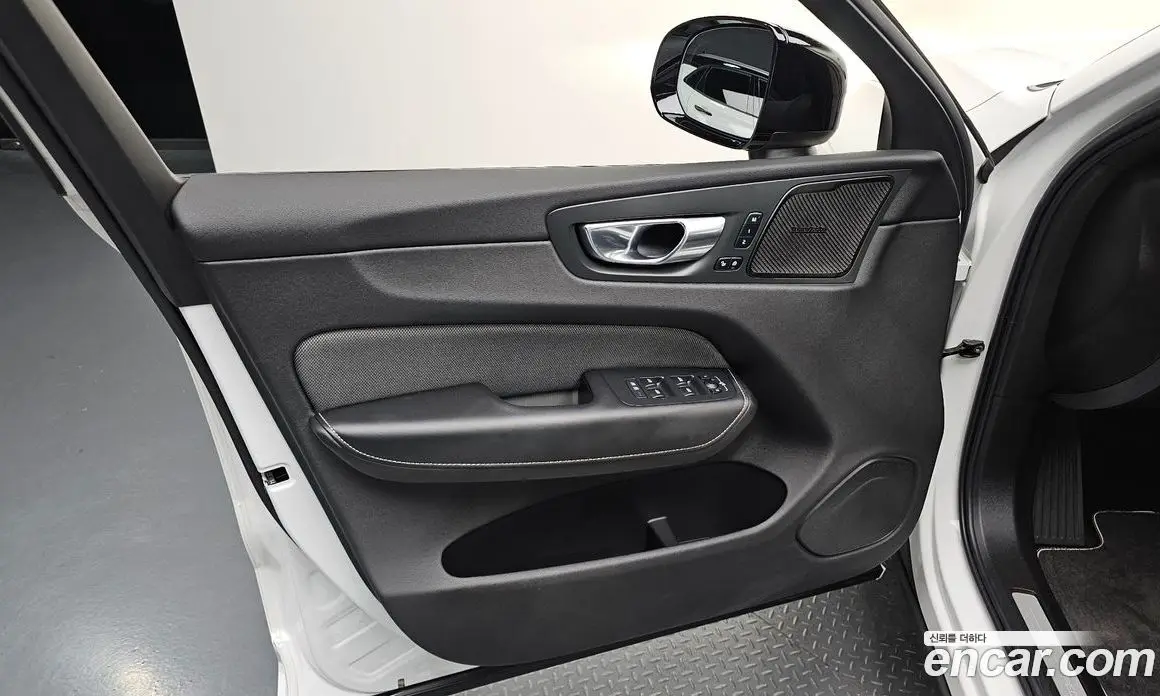 Volvo XC60 2021 2.0 автомат (гидро), фото 13 Volvo XC60 2021 2.0 автомат (гидро), фото 13