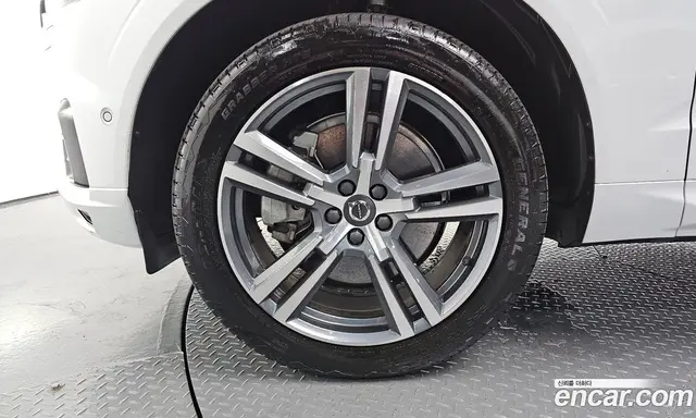 Volvo XC60 2021 2.0 автомат (гидро), миниатюра 4 Volvo XC60 2021 2.0 автомат (гидро), миниатюра 4