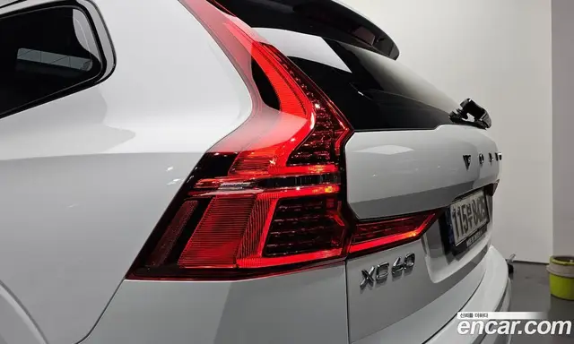 Volvo XC60 2021 2.0 автомат (гидро), миниатюра 8 Volvo XC60 2021 2.0 автомат (гидро), миниатюра 8