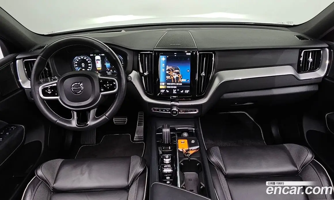 Volvo XC60 2021 2.0 автомат (гидро), фото 9 Volvo XC60 2021 2.0 автомат (гидро), фото 9
