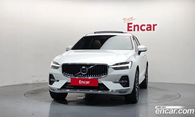 Volvo XC60 2023 2.0 автомат (гидро), миниатюра 3 Volvo XC60 2023 2.0 автомат (гидро), миниатюра 3
