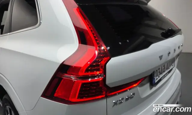 Volvo XC60 2023 2.0 автомат (гидро), миниатюра 9 Volvo XC60 2023 2.0 автомат (гидро), миниатюра 9