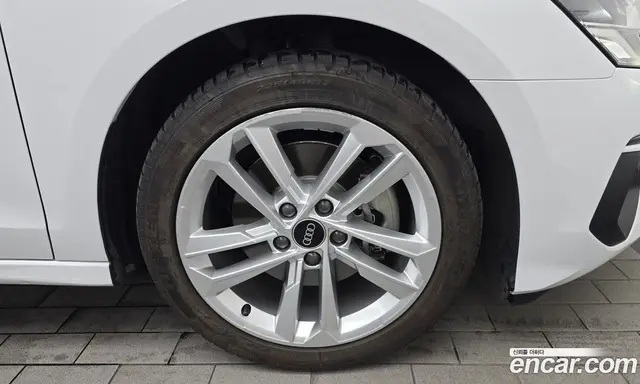 Audi A3 2022 2.0 автомат (гидро), миниатюра 7