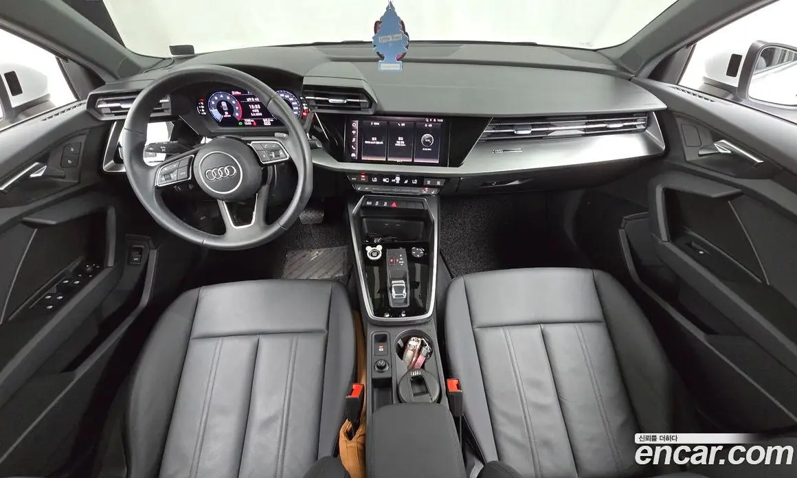 Audi A3 2022 2.0 автомат (гидро), фото 10