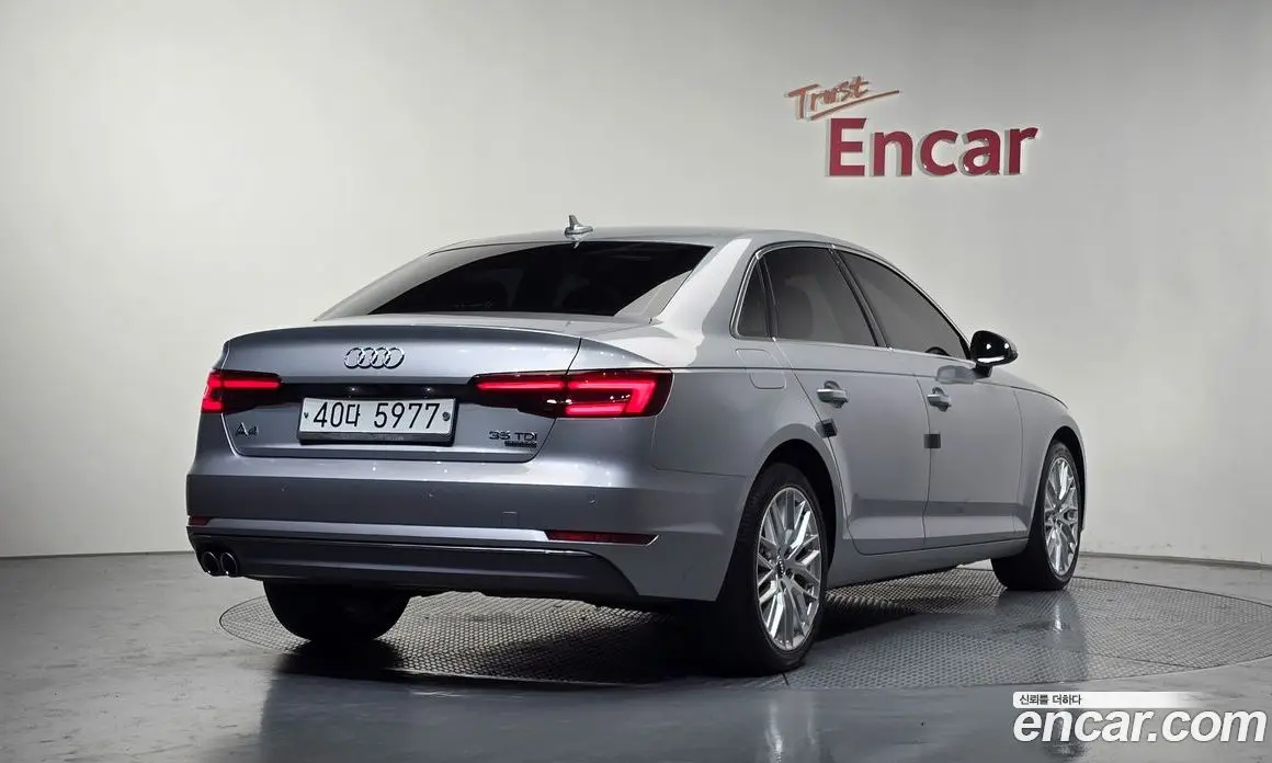 Audi A4 2018 2.0 автомат (гидро), фото 2 Audi A4 2018 2.0 автомат (гидро), фото 2
