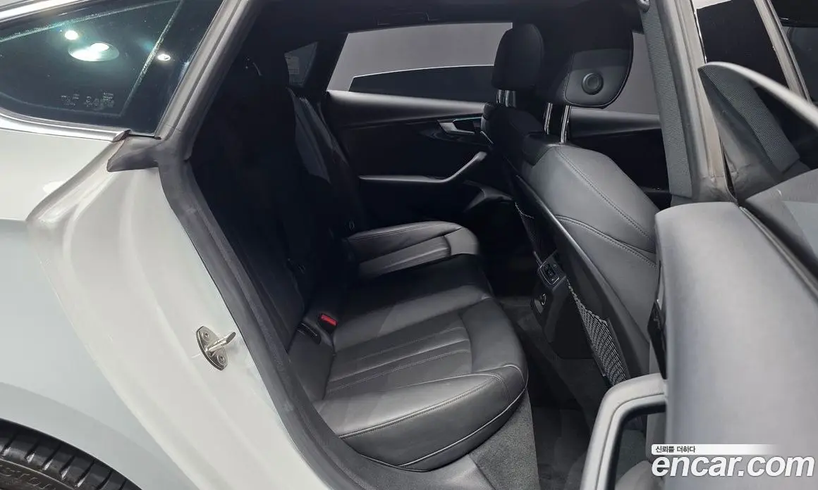 Audi A5 2020 2.0 автомат (гидро), фото 18