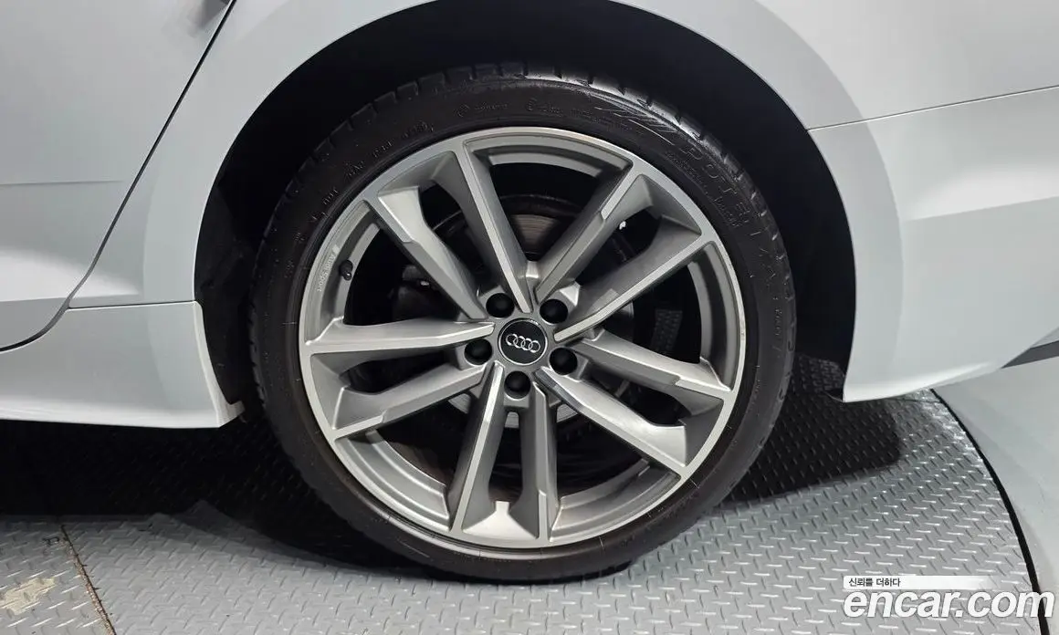 Audi A5 2020 2.0 автомат (гидро), фото 7
