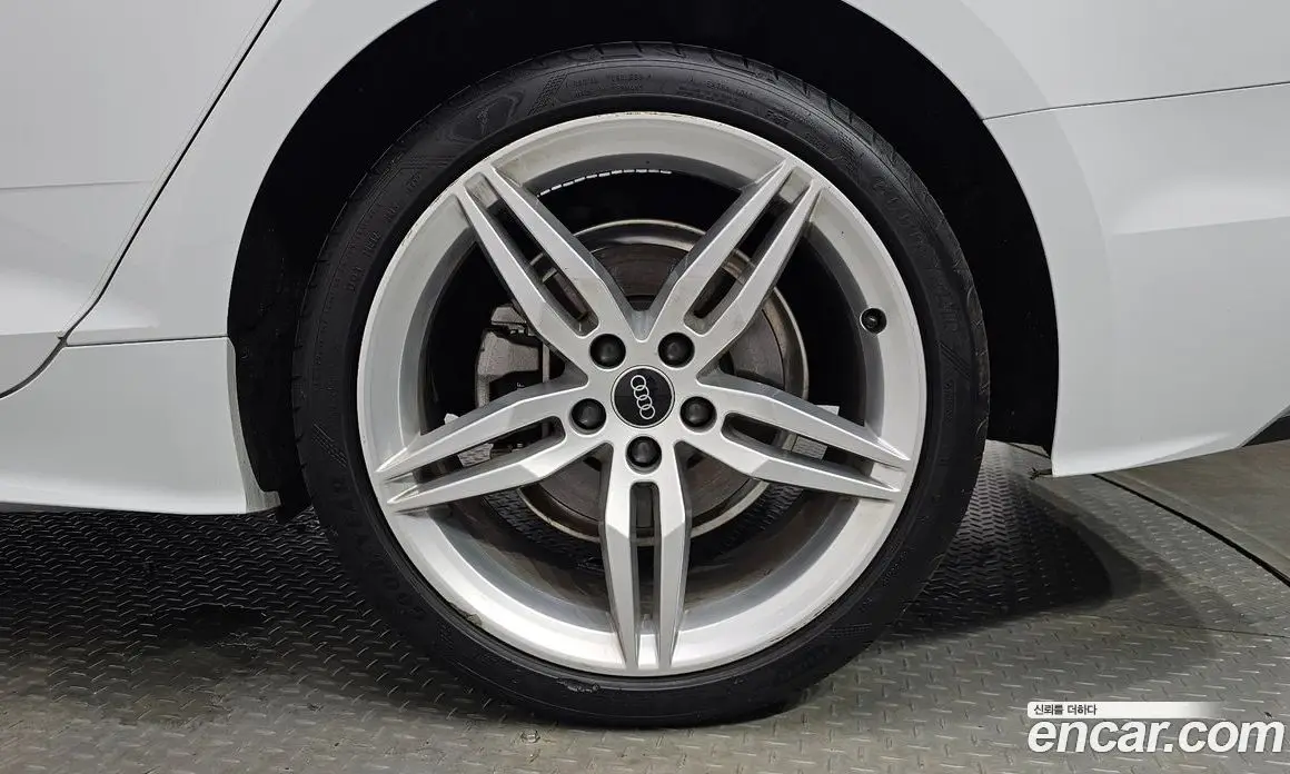 Audi A5 2021 2.0 автомат (гидро), фото 6 Audi A5 2021 2.0 автомат (гидро), фото 6