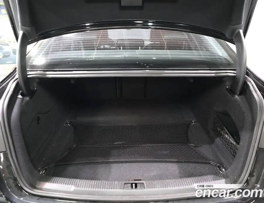 Audi A6 2016 2.0 автомат (гидро), фото 18