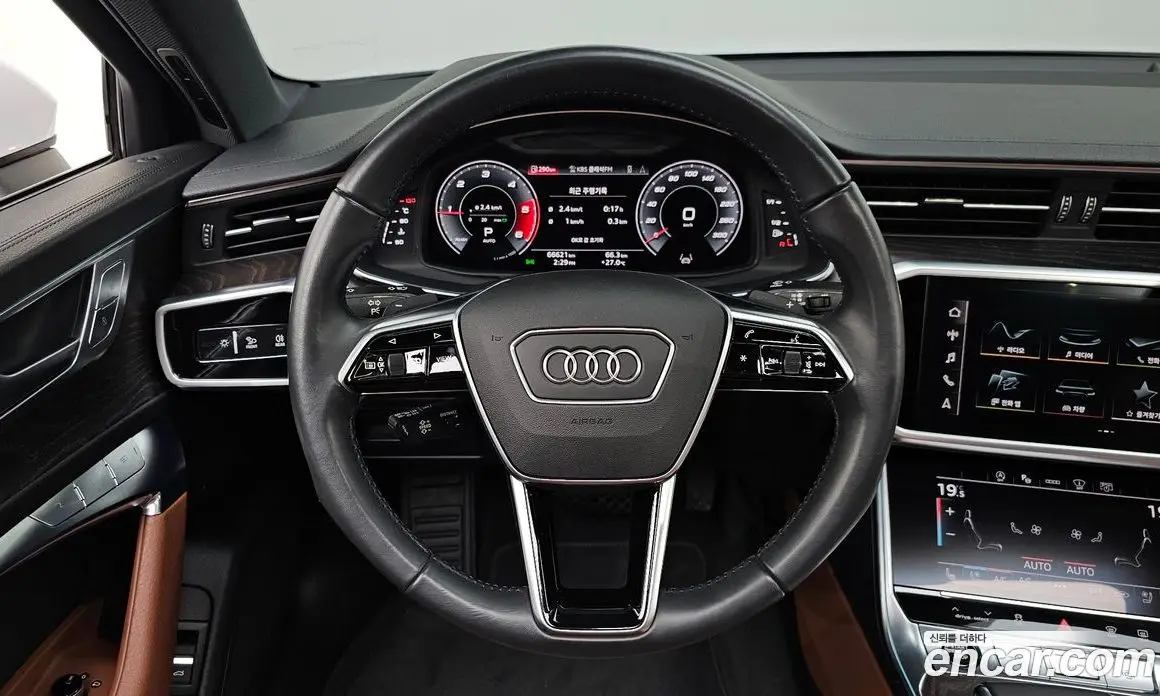 Audi A6 2021 2.0 автомат (гидро), фото 18