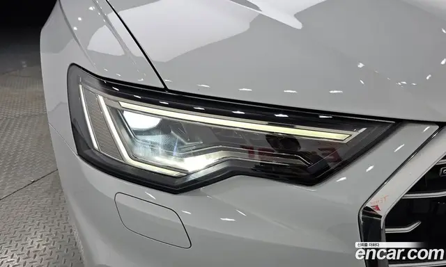 Audi A6 2021 2.0 автомат (гидро), миниатюра 7