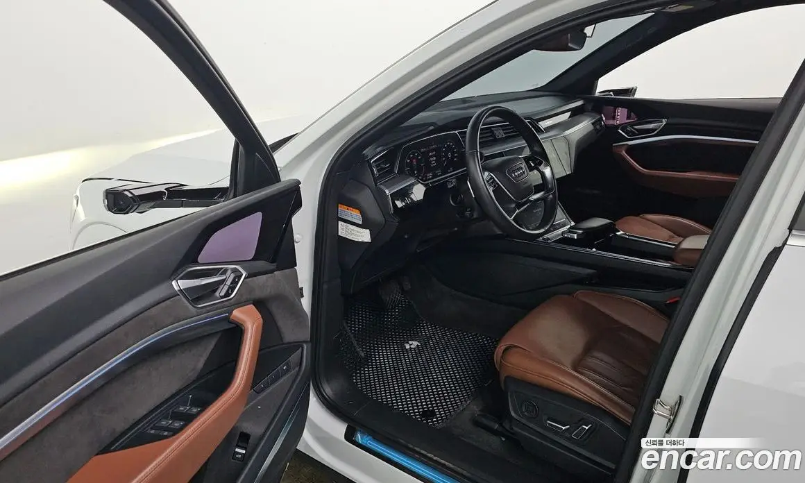 Audi e-tron 2021 0.2 автомат (гидро), фото 13