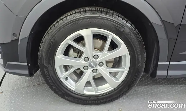 Audi Q3 2020 2.0 автомат (гидро), миниатюра 5