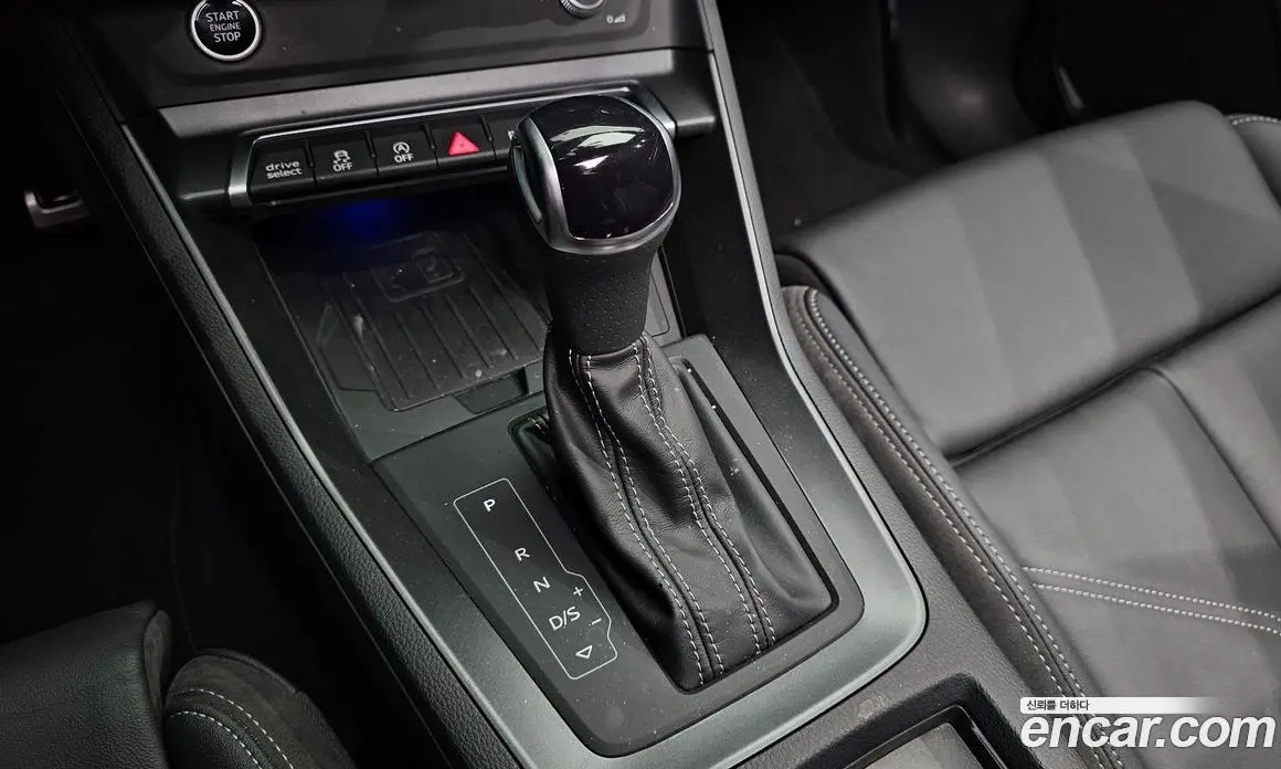 Audi Q3 2022 2.0 автомат (гидро), фото 11
