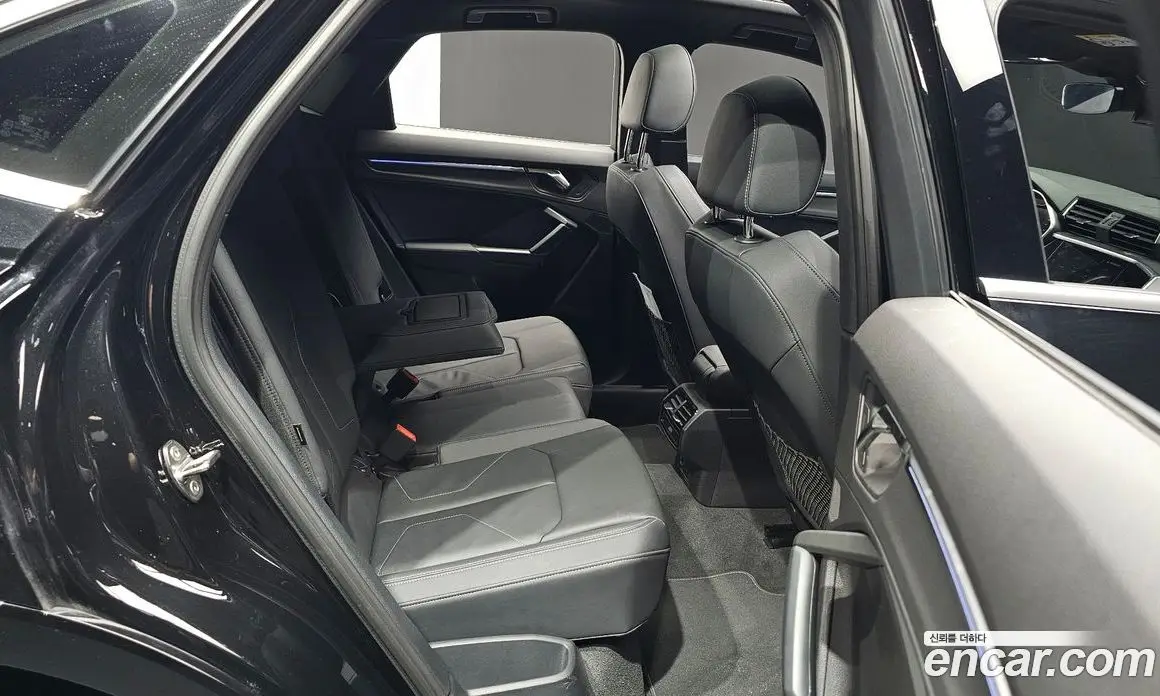 Audi Q3 2022 2.0 автомат (гидро), фото 16