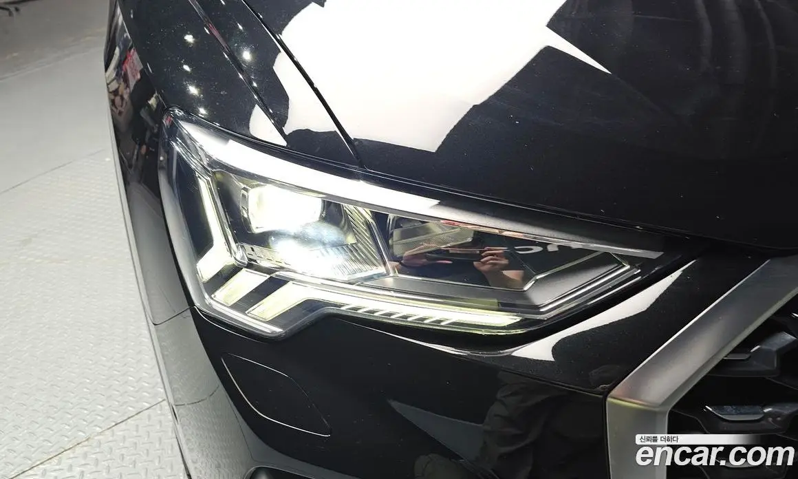 Audi Q3 2022 2.0 автомат (гидро), фото 7