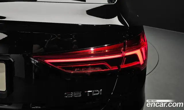 Audi Q3 2022 2.0 автомат (гидро), миниатюра 8