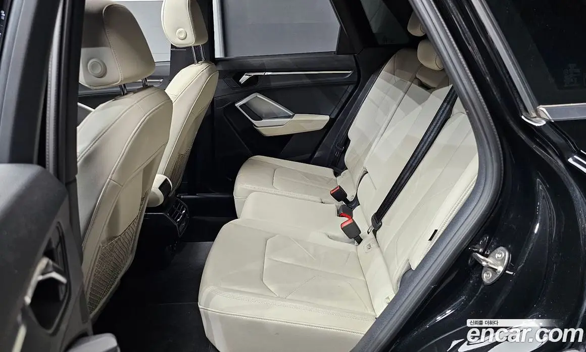 Audi Q3 2023 2.0 автомат (гидро), фото 18