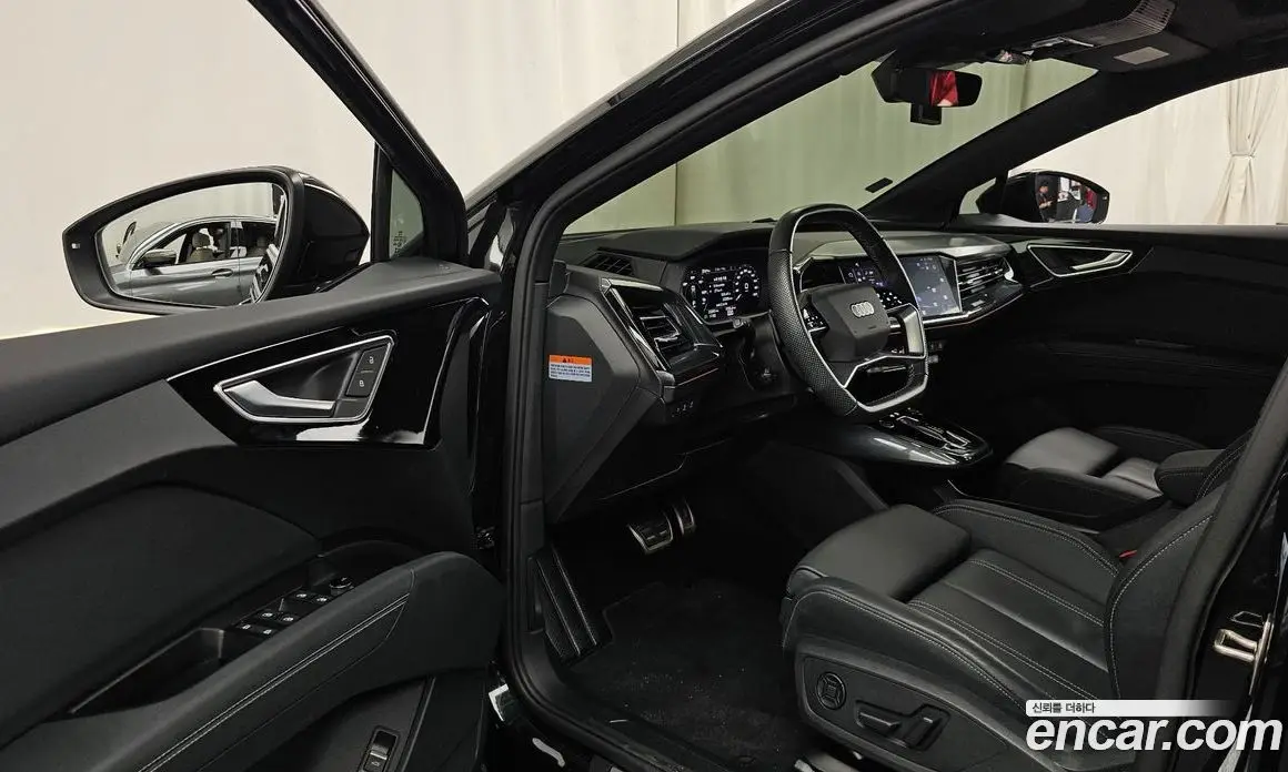 Audi Q4 e-tron 2023 0.2 автомат (гидро), фото 13