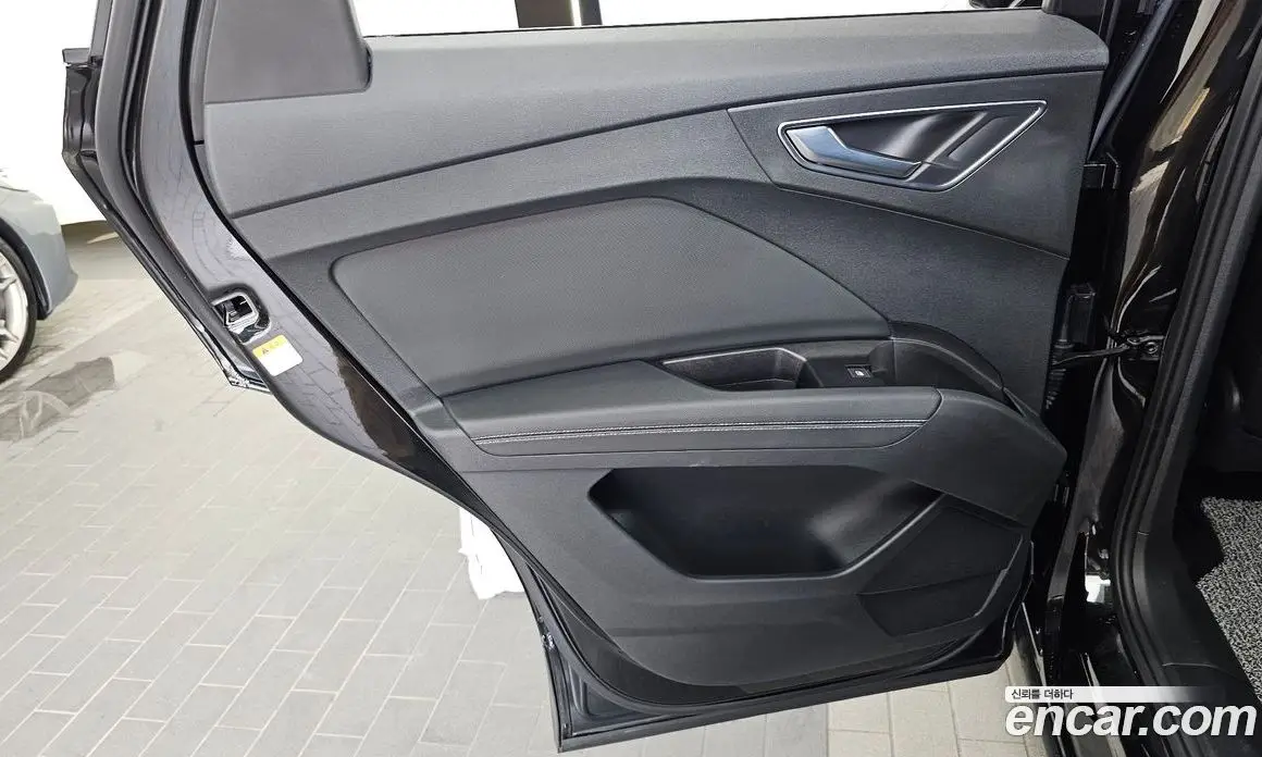 Audi Q4 e-tron 2023 0.2 автомат (гидро), фото 15