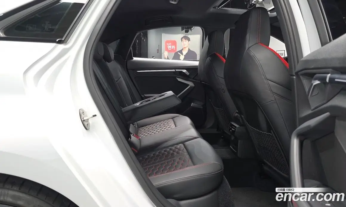 Audi RS3 2024 2.5 автомат (гидро), фото 17