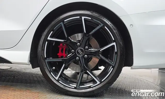 Audi RS3 2024 2.5 автомат (гидро), миниатюра 7