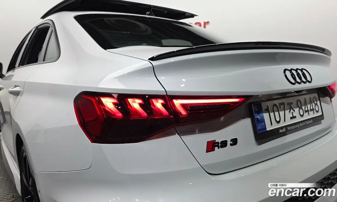 Audi RS3 2024 2.5 автомат (гидро), фото 9