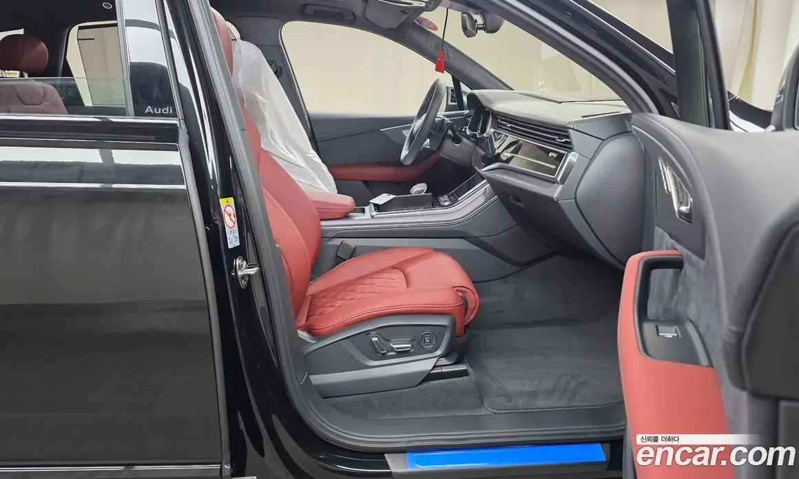Audi SQ7 2026 4.0 автомат (гидро), фото 16