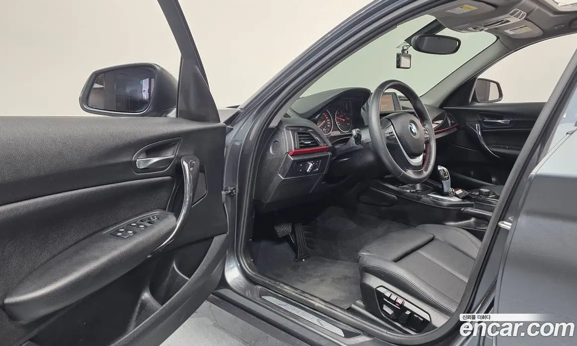 BMW 1 серия 2015 2.0 автомат (гидро), фото 12