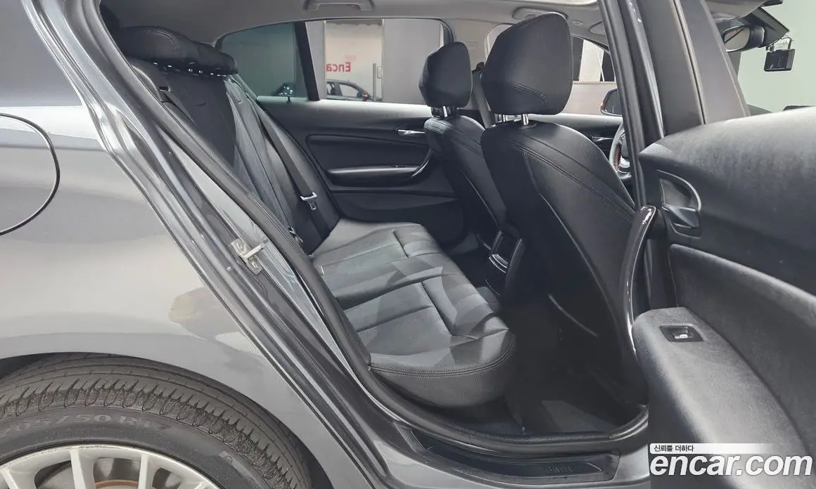 BMW 1 серия 2015 2.0 автомат (гидро), фото 16