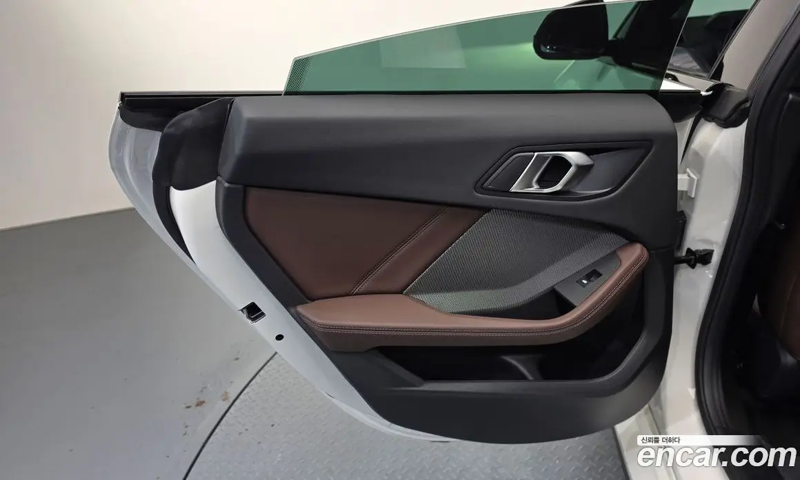 BMW 2 серия 2025 2.0 автомат (гидро), фото 15
