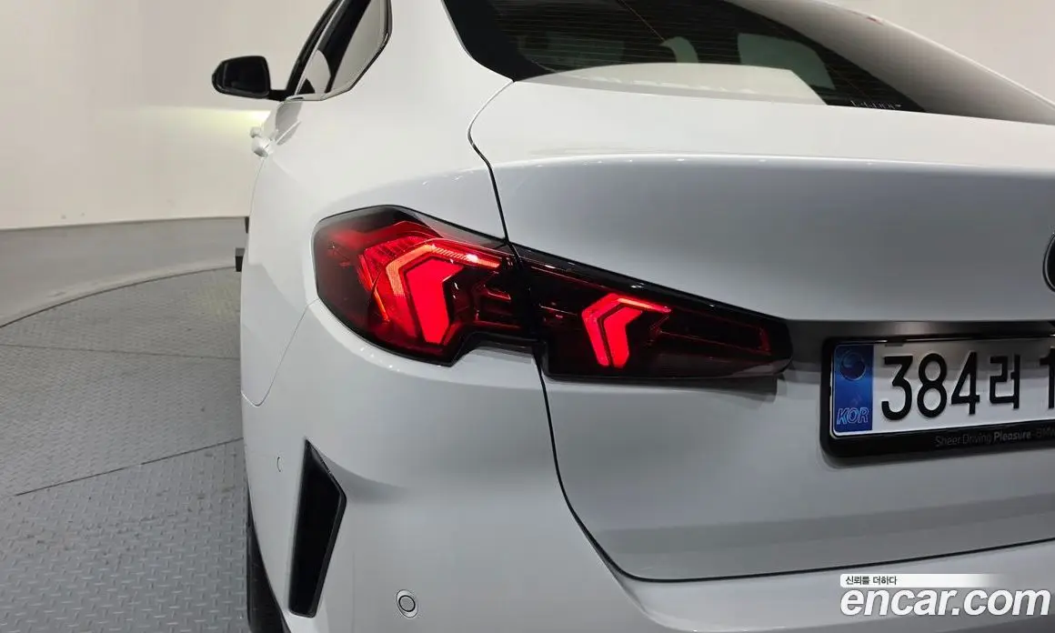BMW 2 серия 2025 2.0 автомат (гидро), фото 9