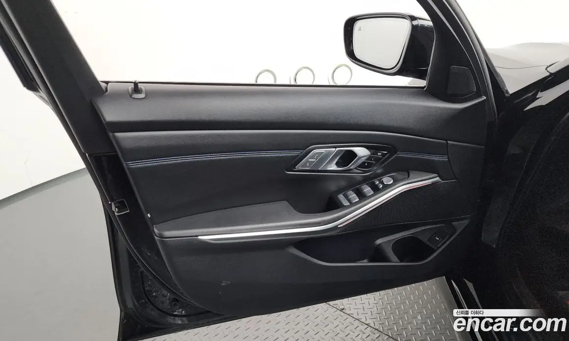 BMW 3 серия 2021 2.0 автомат (гидро), фото 14