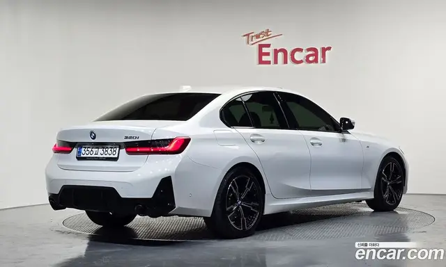 BMW 3 серия, 2023, 10 497 км