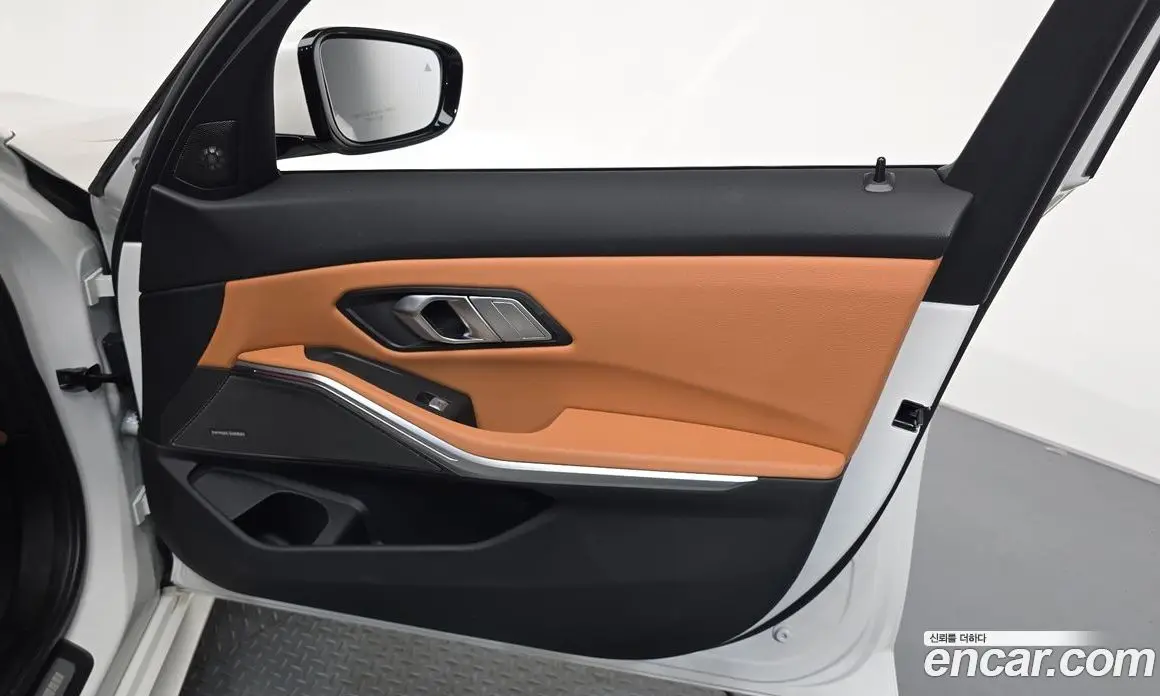 BMW 3 серия 2023 2.0 автомат (гидро), фото 13 BMW 3 серия 2023 2.0 автомат (гидро), фото 13