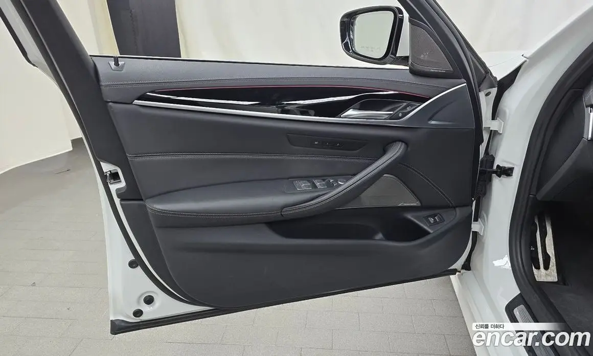 BMW 5 серия 2020 2.0 автомат (гидро), фото 13 BMW 5 серия 2020 2.0 автомат (гидро), фото 13