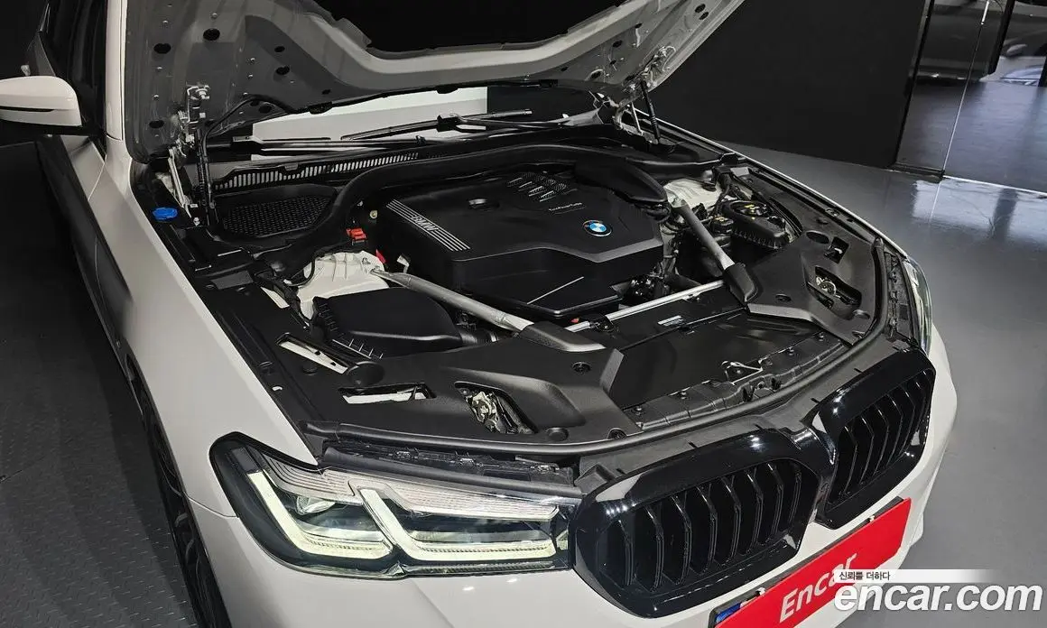 BMW 5 серия 2022 2.0 автомат (гидро), фото 5 BMW 5 серия 2022 2.0 автомат (гидро), фото 5
