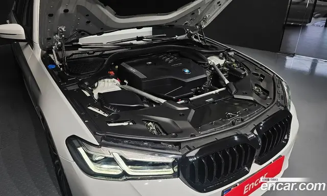 BMW 5 серия 2022 2.0 автомат (гидро), миниатюра 5 BMW 5 серия 2022 2.0 автомат (гидро), миниатюра 5