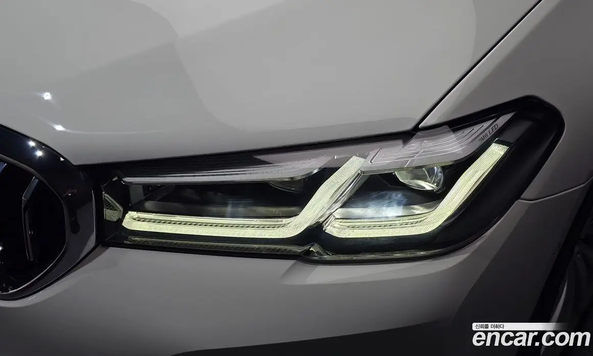 BMW 5 серия 2023 2.0 автомат (гидро), фото 8