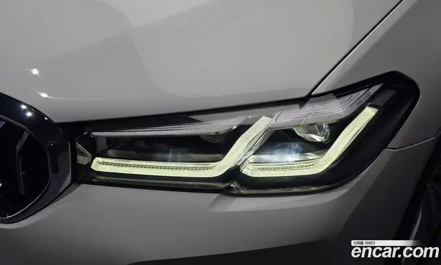 BMW 5 серия 2023 2.0 автомат (гидро), миниатюра 8