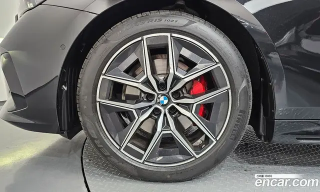 BMW 5 серия 2025 2.0 автомат (гидро), миниатюра 5 BMW 5 серия 2025 2.0 автомат (гидро), миниатюра 5