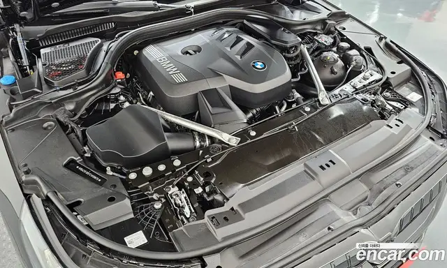 BMW 5 серия 2025 2.0 автомат (гидро), миниатюра 6 BMW 5 серия 2025 2.0 автомат (гидро), миниатюра 6