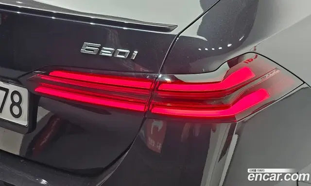 BMW 5 серия 2025 2.0 автомат (гидро), миниатюра 9 BMW 5 серия 2025 2.0 автомат (гидро), миниатюра 9