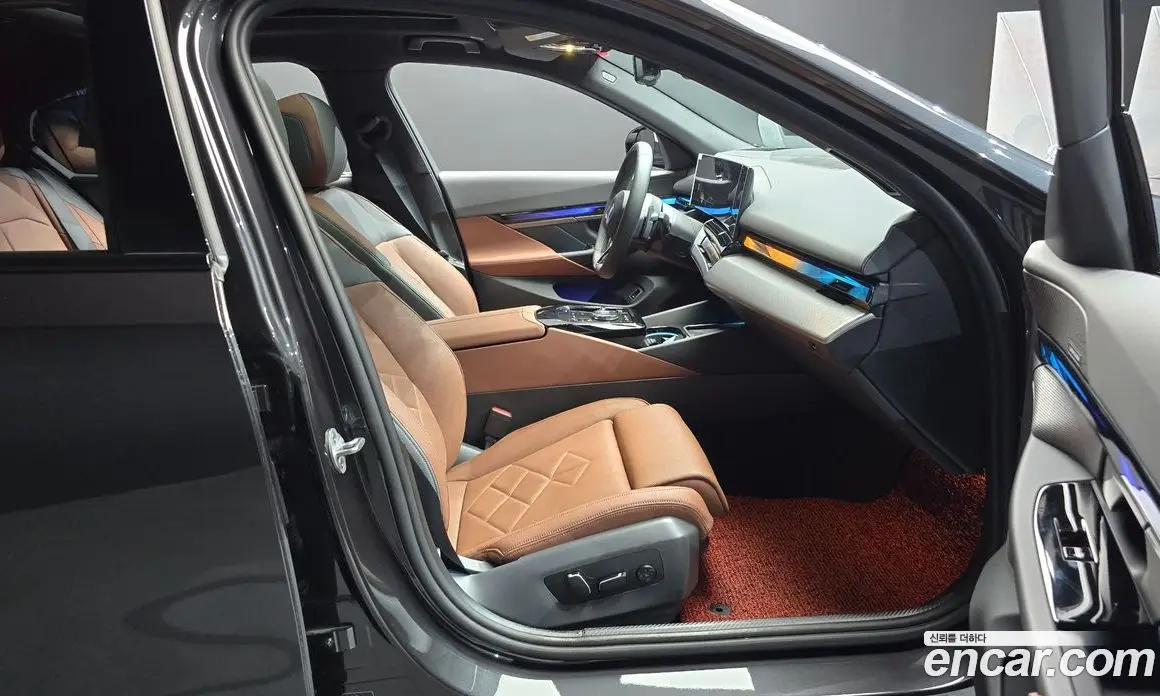 BMW 5 серия 2026 2.0 автомат (гидро), фото 16