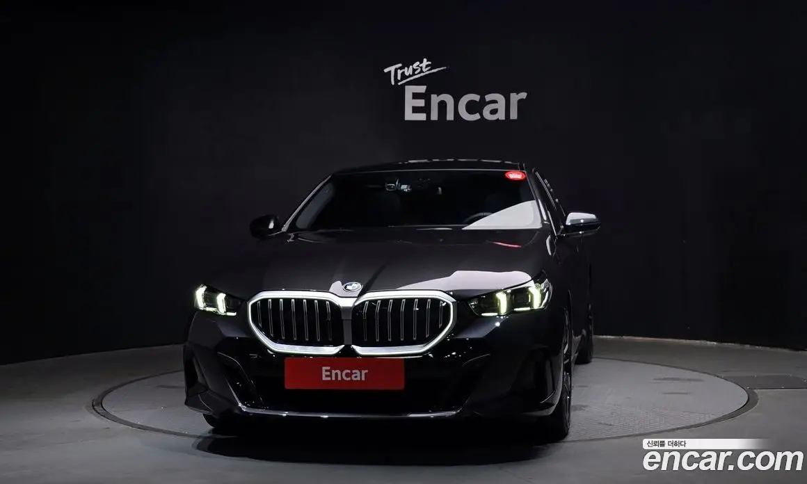 BMW 5 серия 2026 2.0 автомат (гидро), фото 3