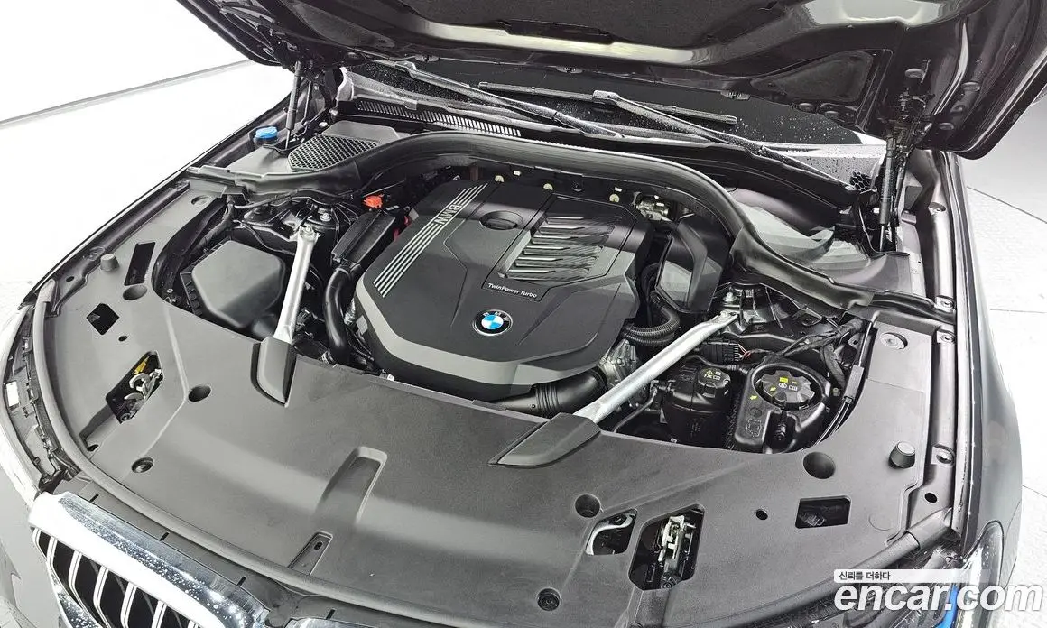 BMW 6 серия 2024 3.0 автомат (гидро), фото 6 BMW 6 серия 2024 3.0 автомат (гидро), фото 6