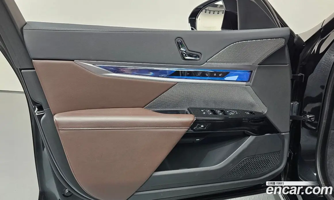 BMW 7 серия 2023 3.0 автомат (гидро), фото 14