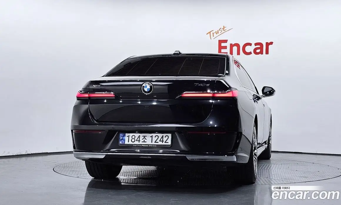 BMW 7 серия 2023 3.0 автомат (гидро), фото 4