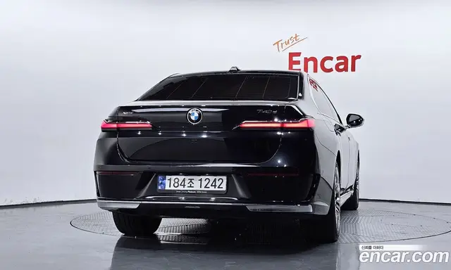 BMW 7 серия 2023 3.0 автомат (гидро), миниатюра 4