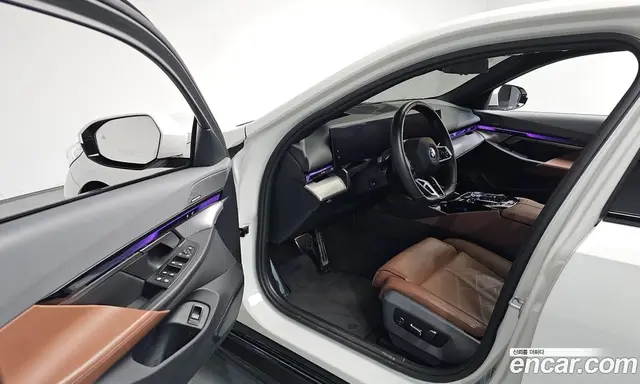 BMW i5 2024 0.2 автомат (гидро), миниатюра 12